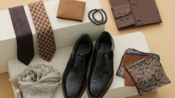How to Choose the Right Accessories for Men: A Style Manual