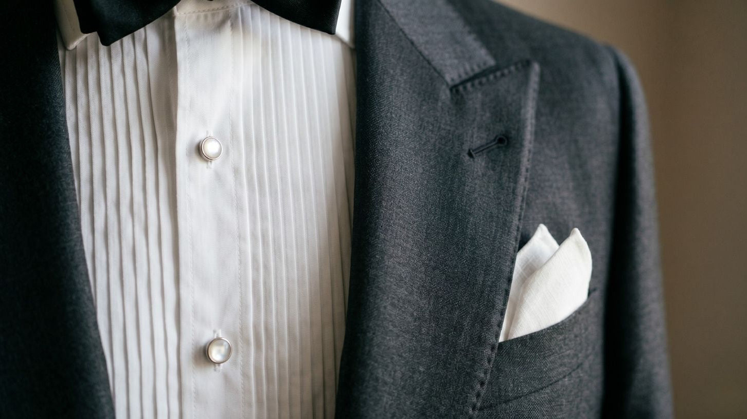 How to Choose a Tuxedo for Father of the Bride