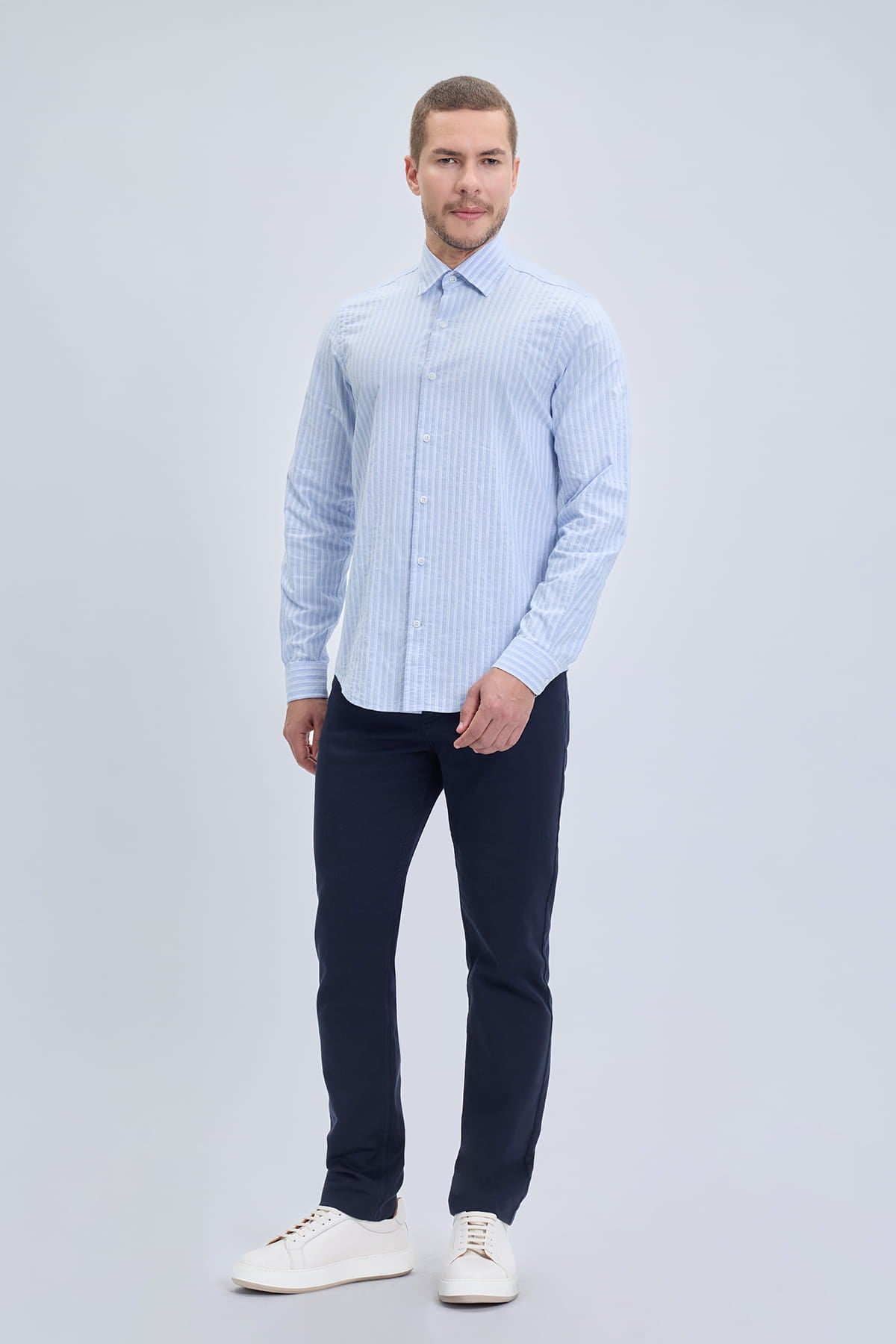 Comfort fit blue striped cotton casual shirt with light blue and white vertical stripes for smart casual wear