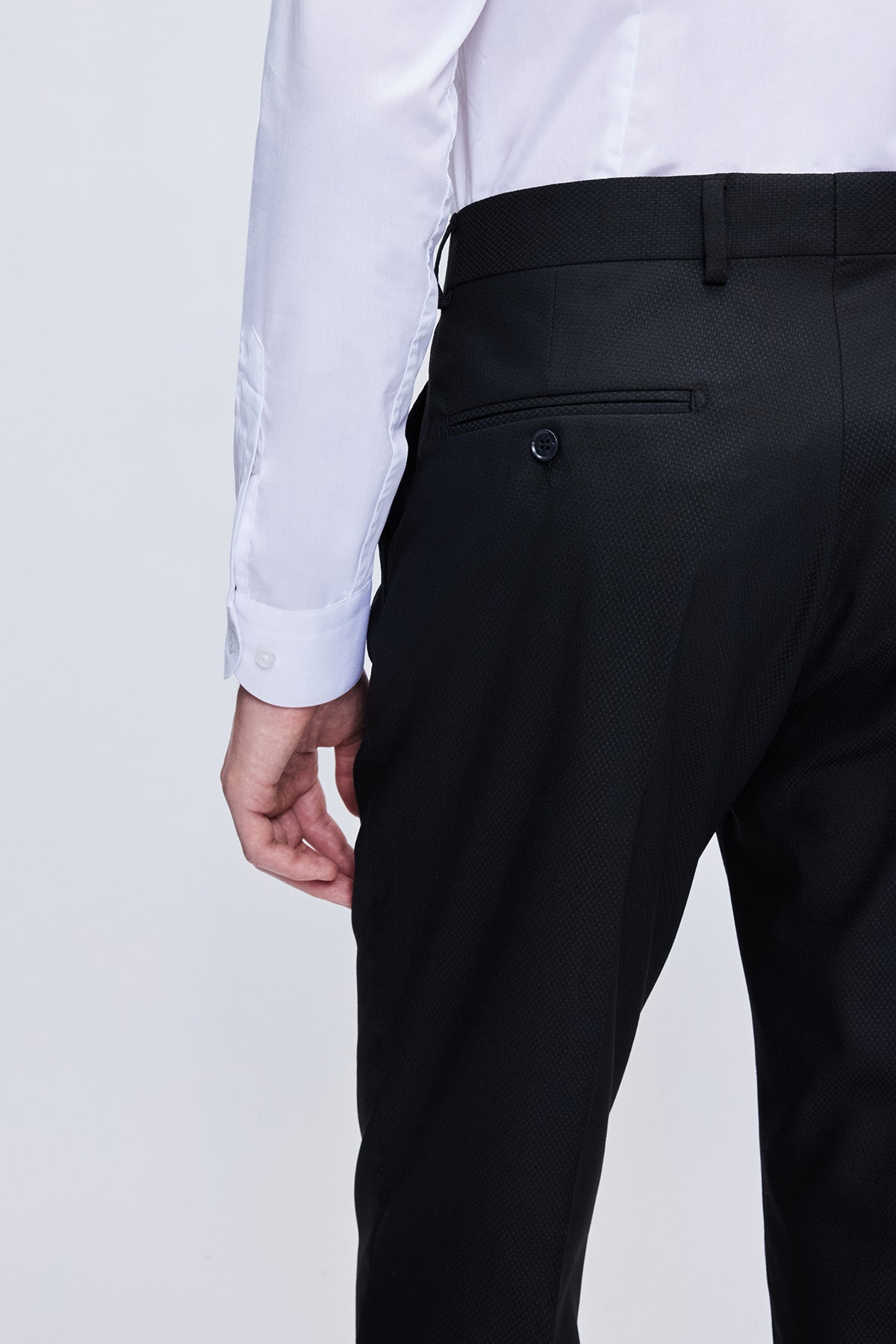 Comfort Fit Black Notch Lapel Classic Suit - SAYKI