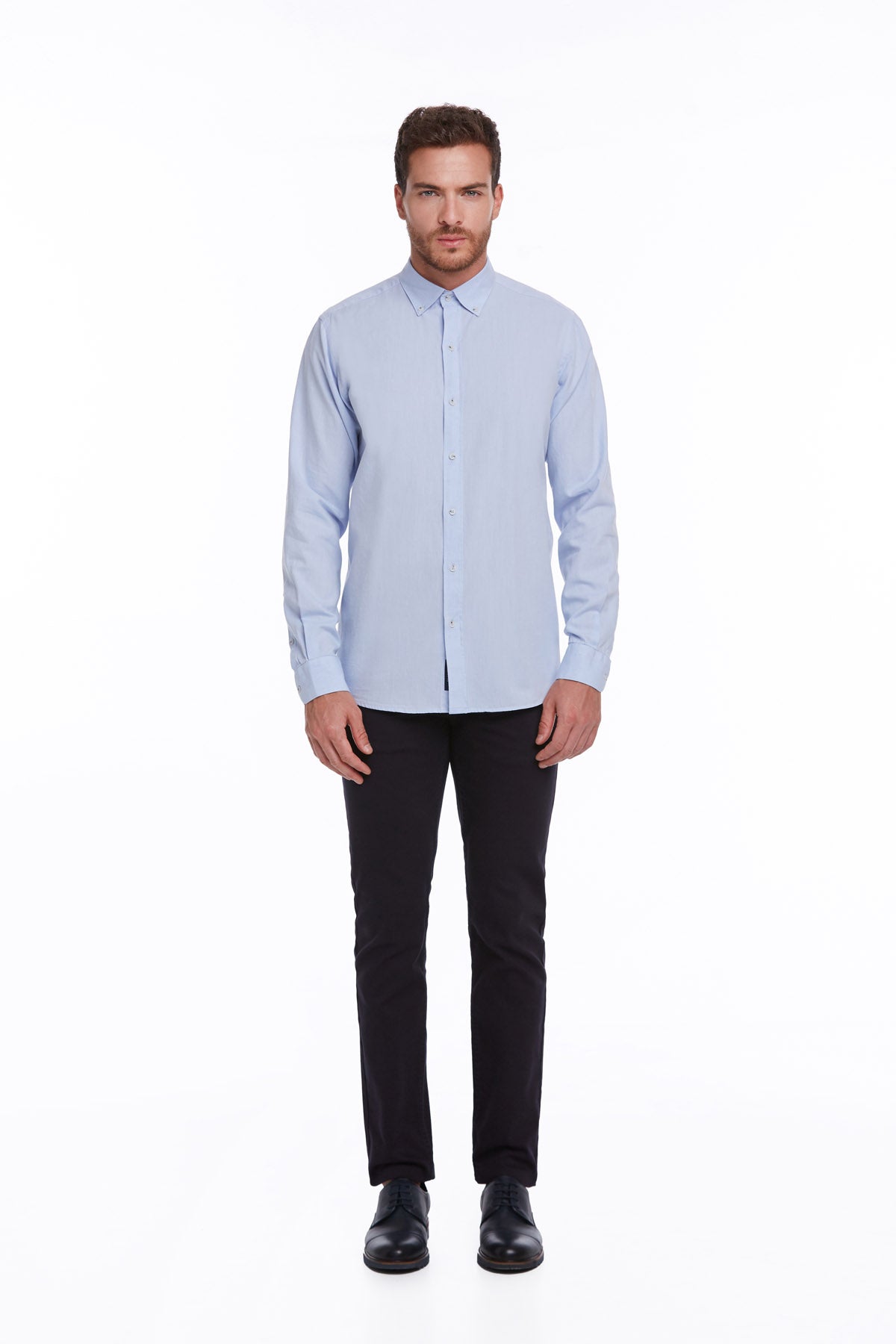 Comfort Fit Button-Down Cotton Light Blue Casual Shirt