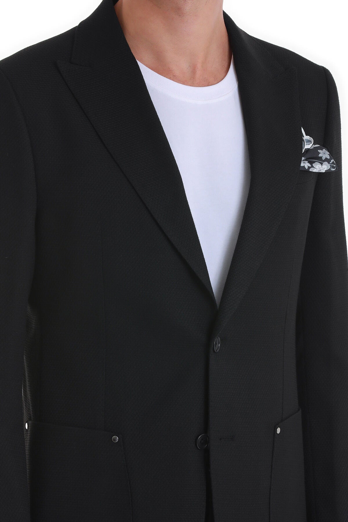 Comfort Fit Peak Lapel Black Classic Blazer - SAYKI