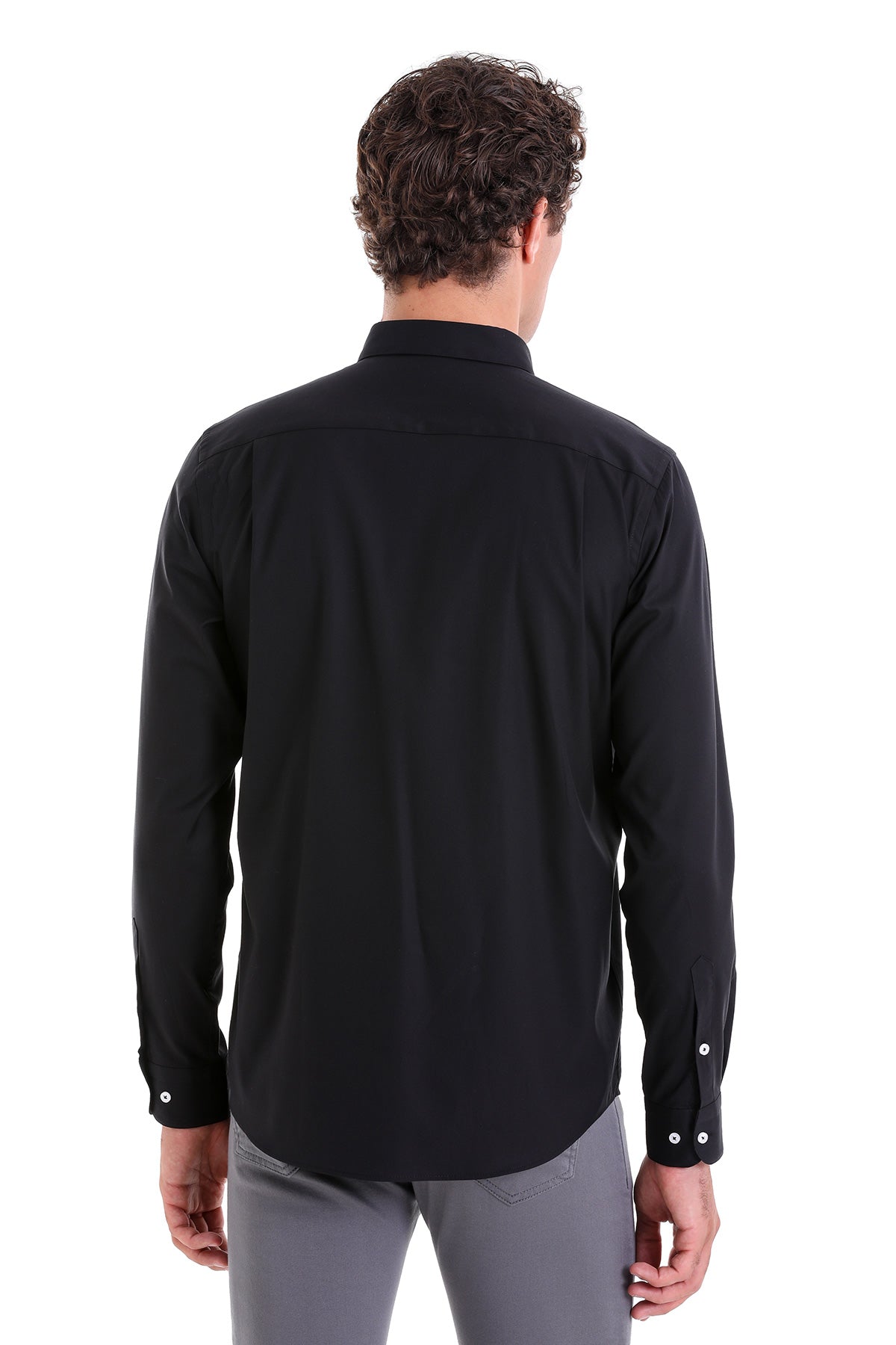 Black long-sleeved men’s dress shirt with a classic collar and buttoned cuffs.