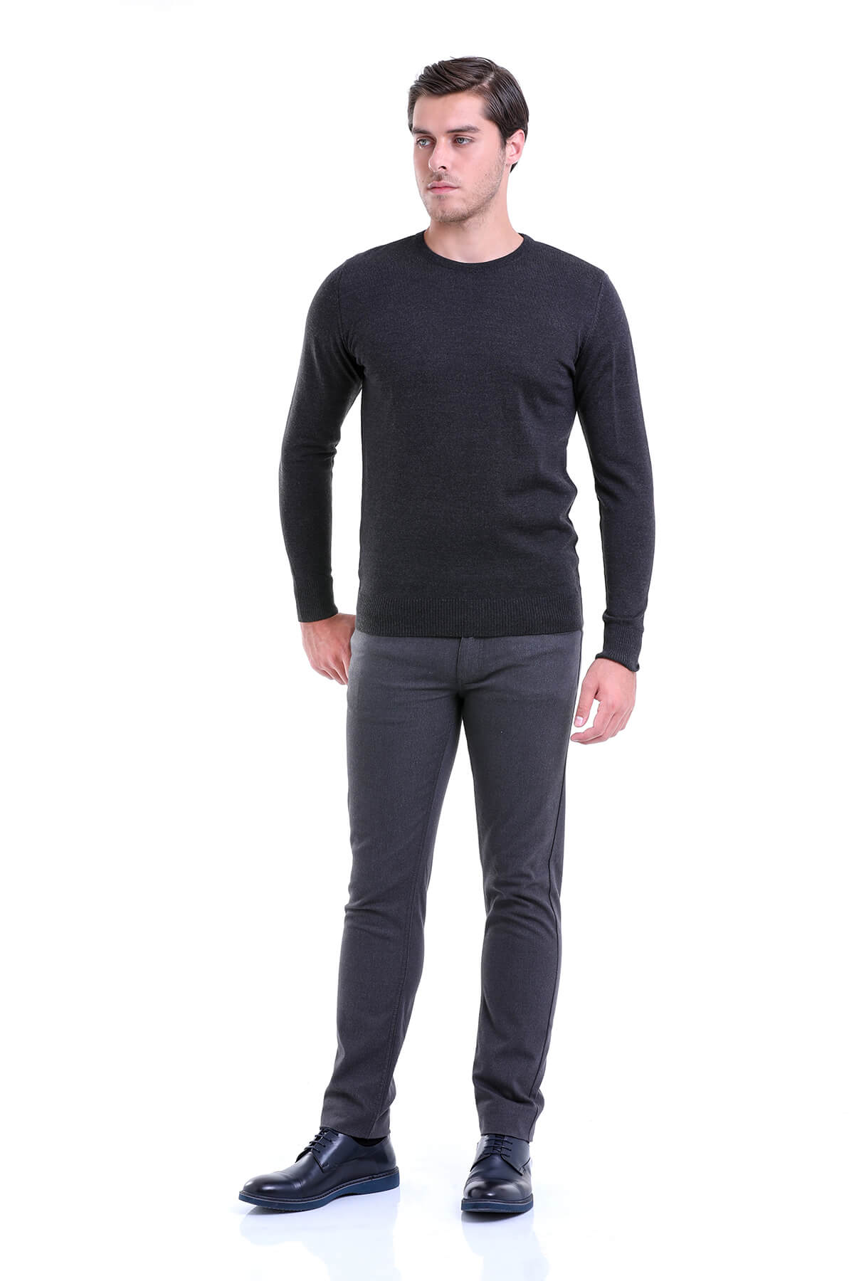 Comfort Fit Wool Blend Charcoal Crewneck Sweater - SAYKI