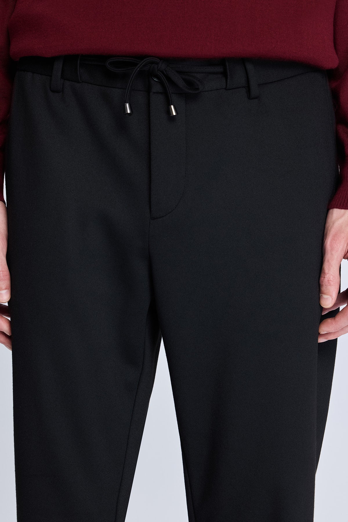 Dynamic Fit Side Pocket Low Waist Black Jogger Pants - SAYKI