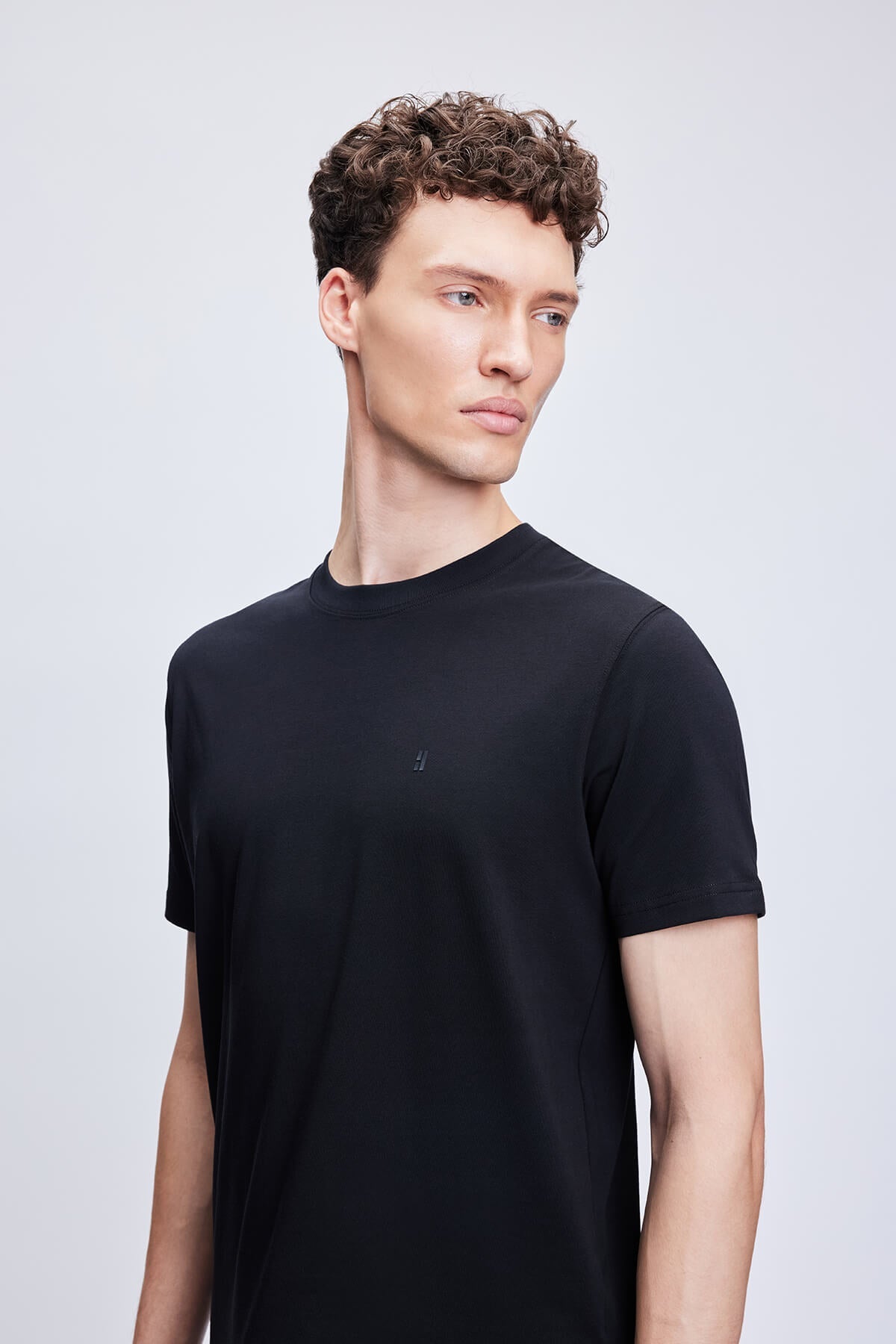 Regular Fit Black Cotton Blend Crewneck T-Shirt - SAYKI