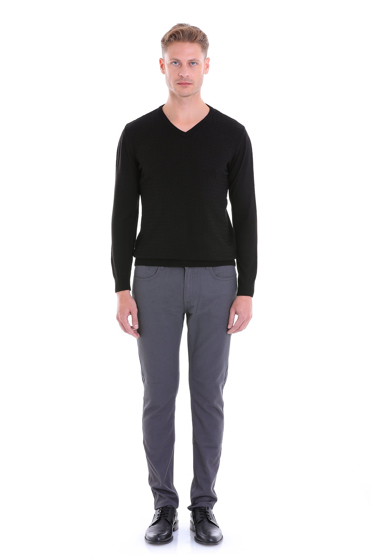 Regular Fit Black V-Neck Sweater - SAYKI