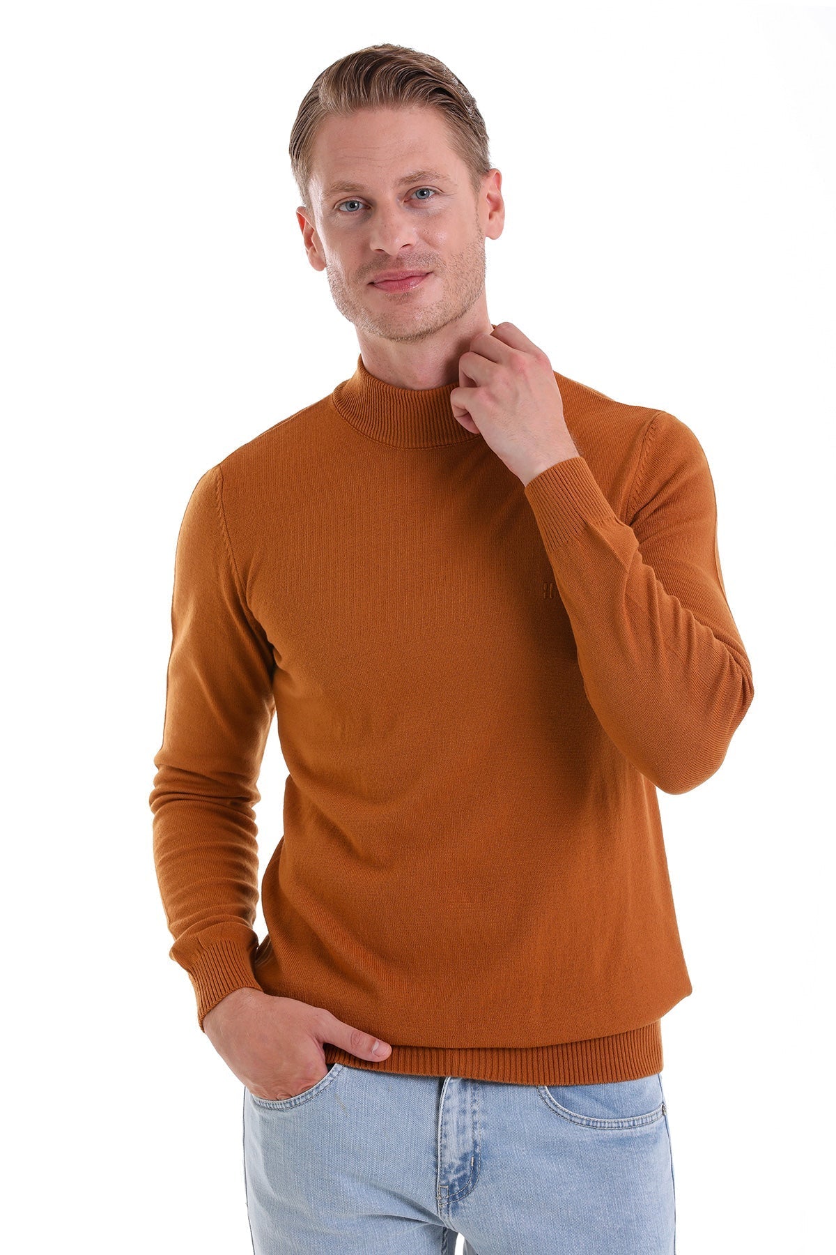 Regular Fit Camel Mock Neck Sweater - SAYKI