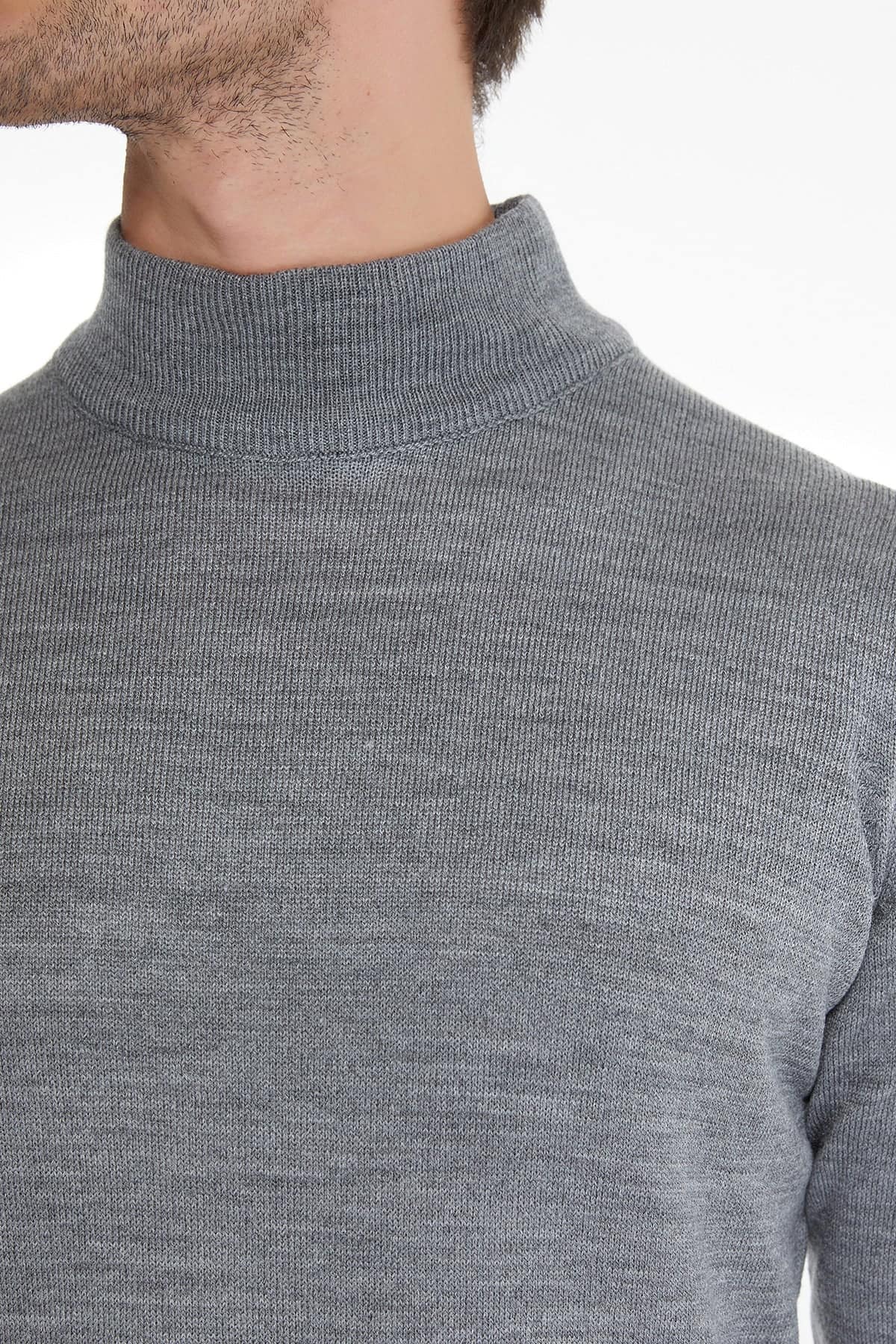 Regular Fit Gray Mock Neck Sweater - SAYKI