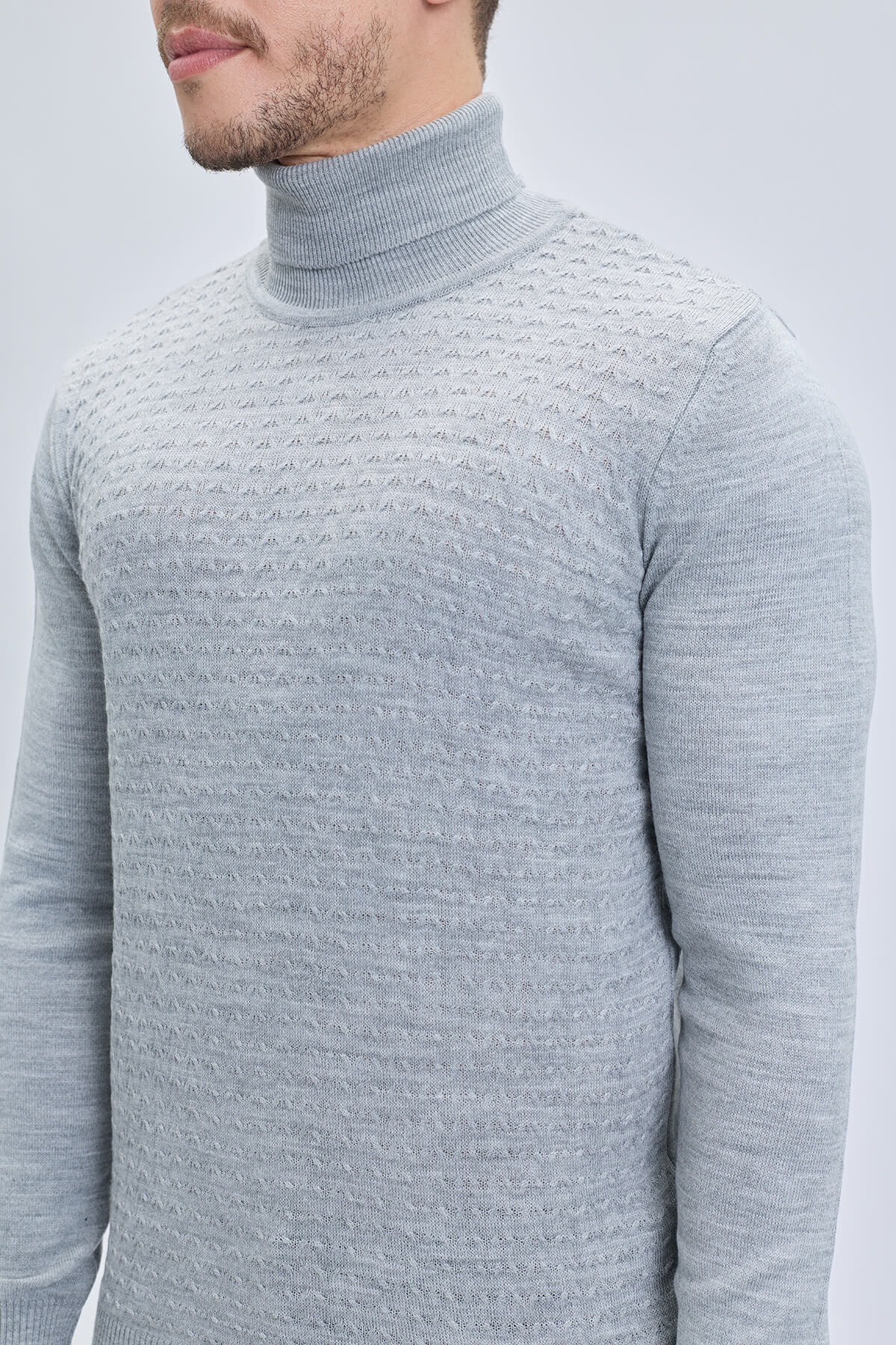 Regular fit gray turtleneck sweater with subtle textured knit pattern in light gray perfect for casual wear