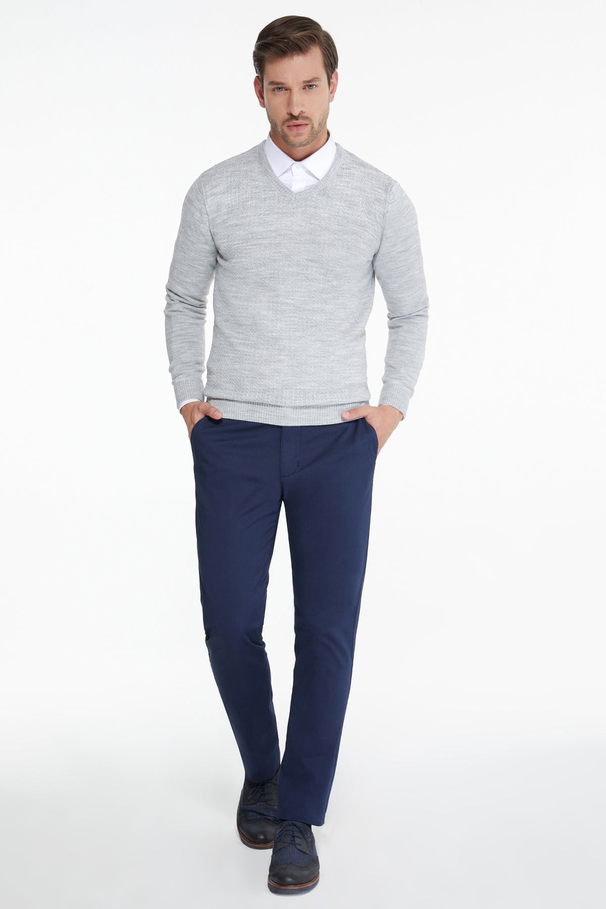 Regular Fit Light Gray V-Neck Sweater - SAYKI
