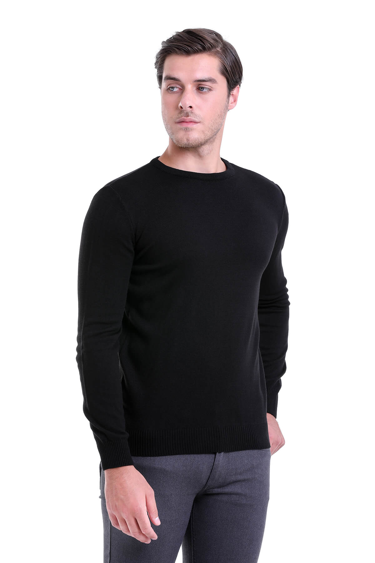 Regular Fit Plain Black Crewneck Sweater - SAYKI