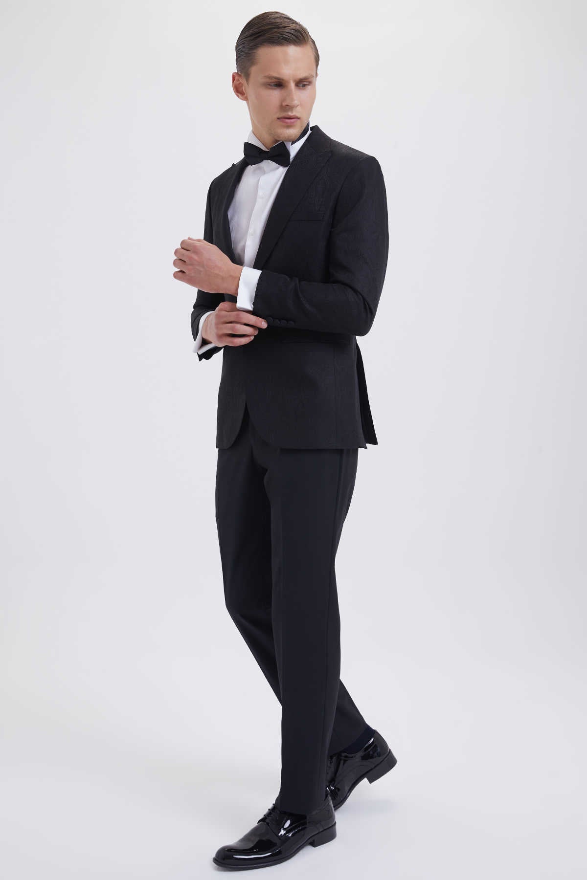 Slim Fit Black Peak Lapel Wool Blend Classic Tuxedo - SAYKI