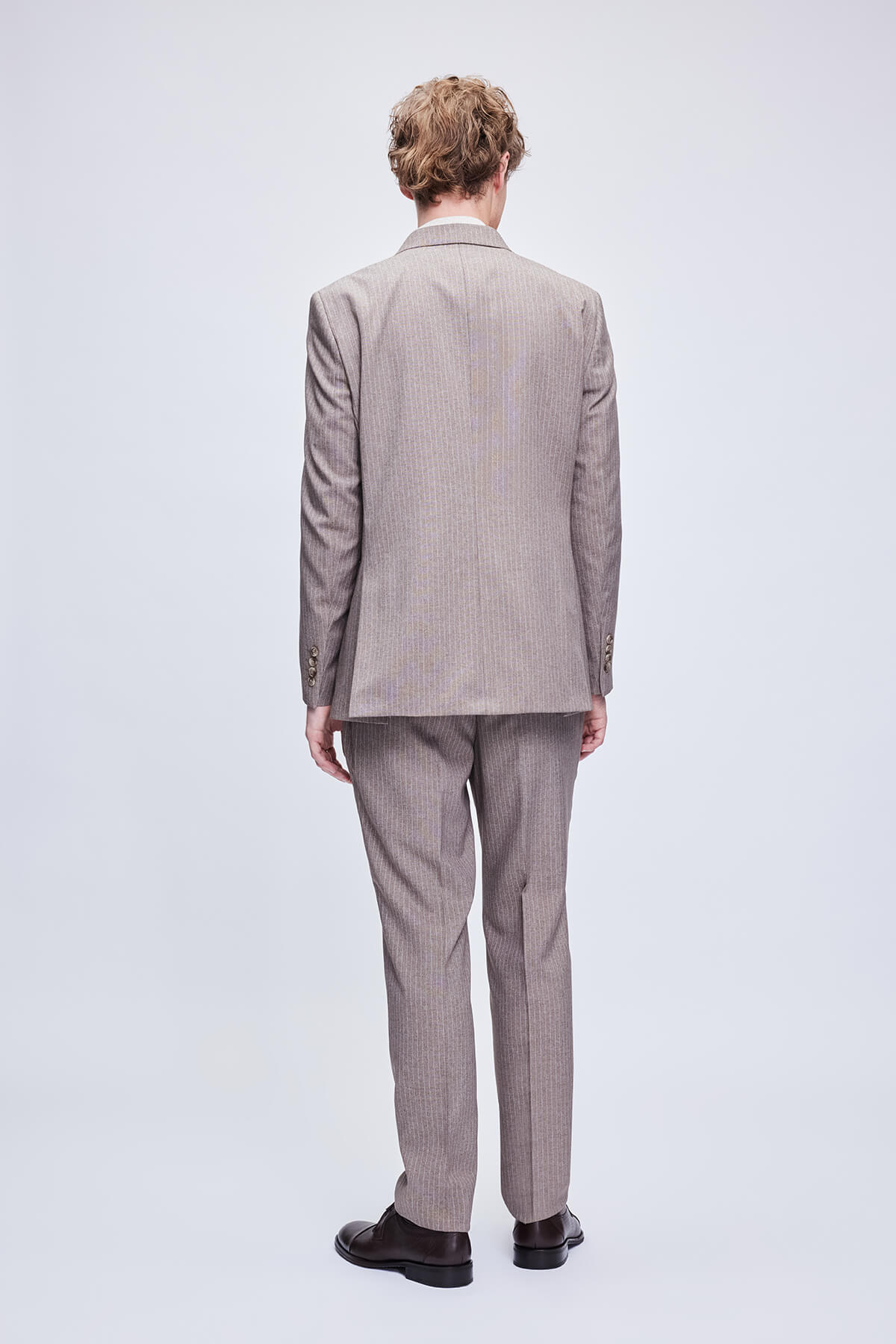 Slim Fit Brown Peak Lapel Striped Double-Breasted Classic