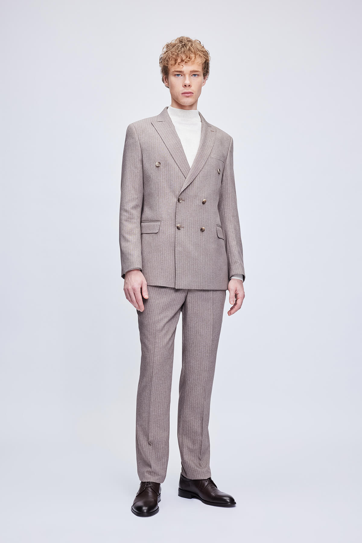 Slim Fit Brown Peak Lapel Striped Double-Breasted Classic