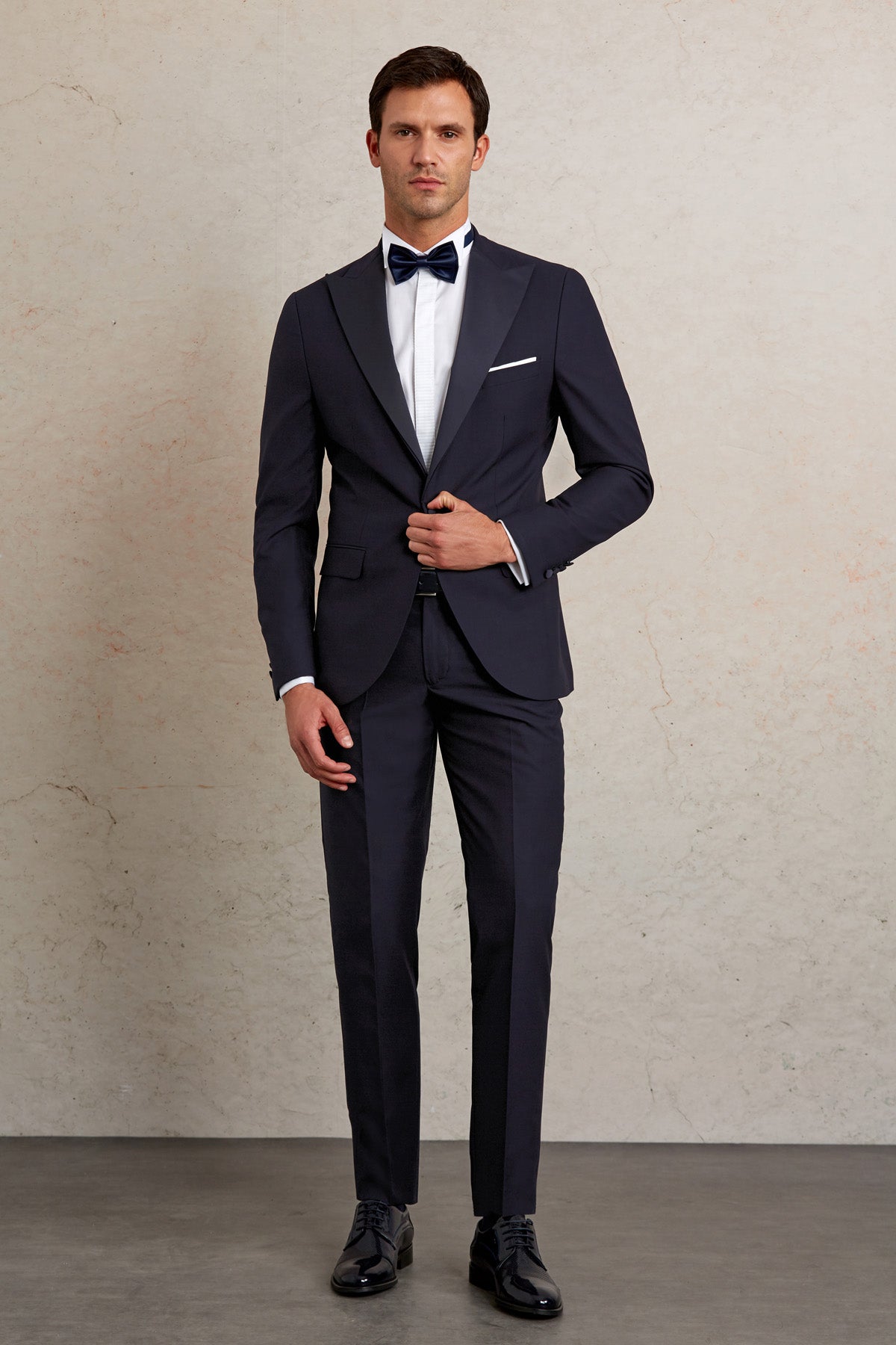 Slim Fit Dark Navy Release Peak Lapel Classic Tuxedo