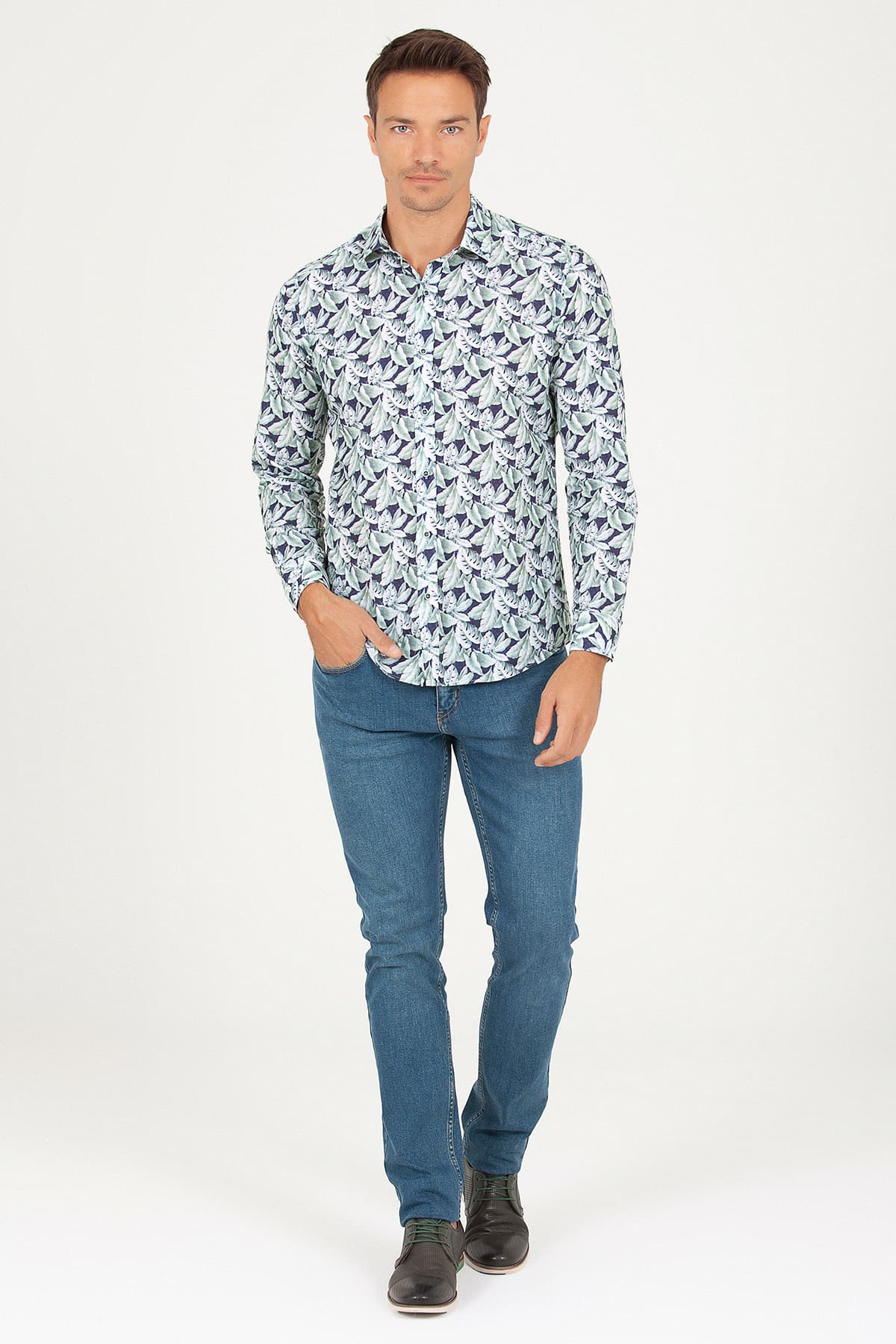 Slim Fit Floral Printed Cotton Green Casual Shirt - SAYKI