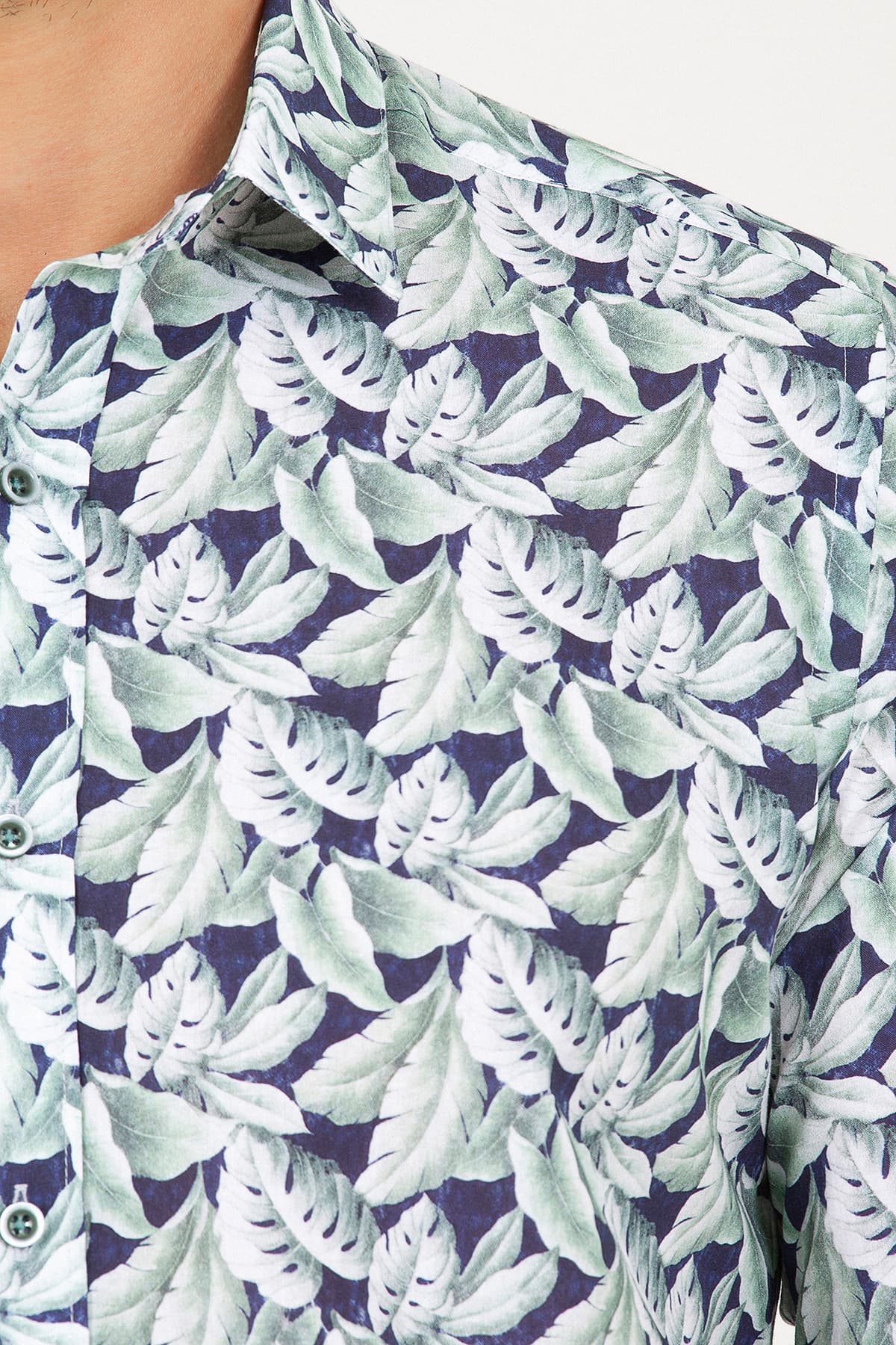 Slim Fit Floral Printed Cotton Green Casual Shirt - SAYKI