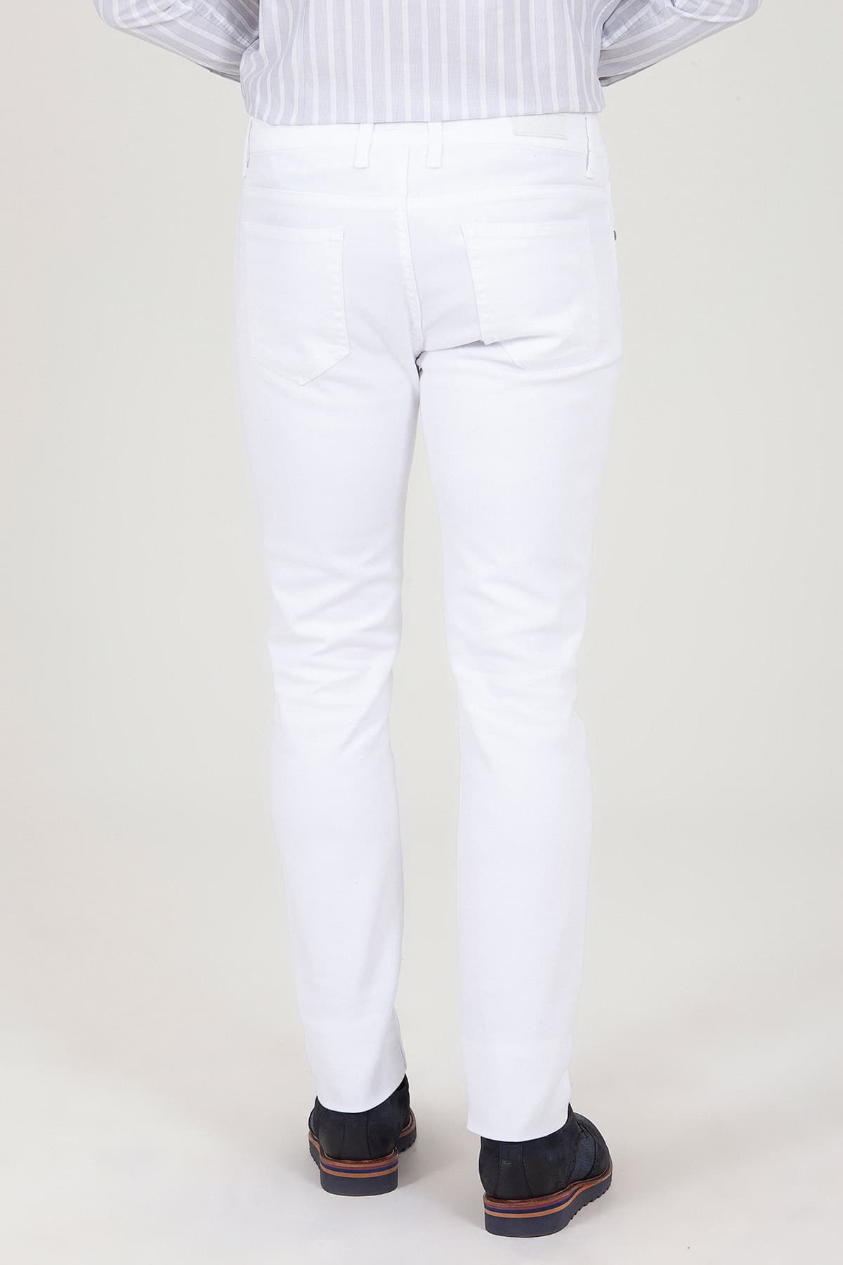 Slim Fit Low Waist White Cotton Denim Jeans - SAYKI