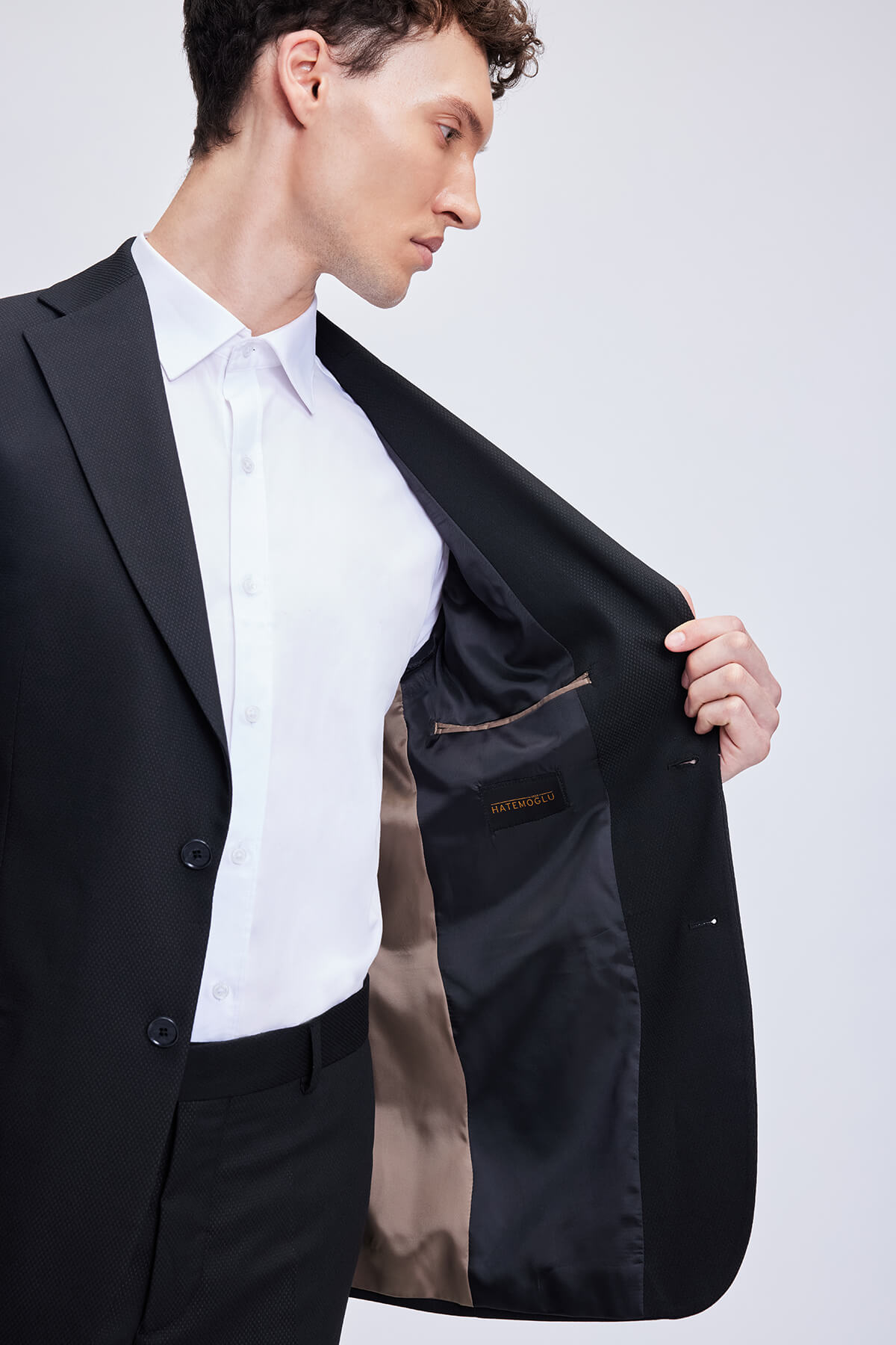 Comfort Fit Black Notch Lapel Classic Suit - SAYKI