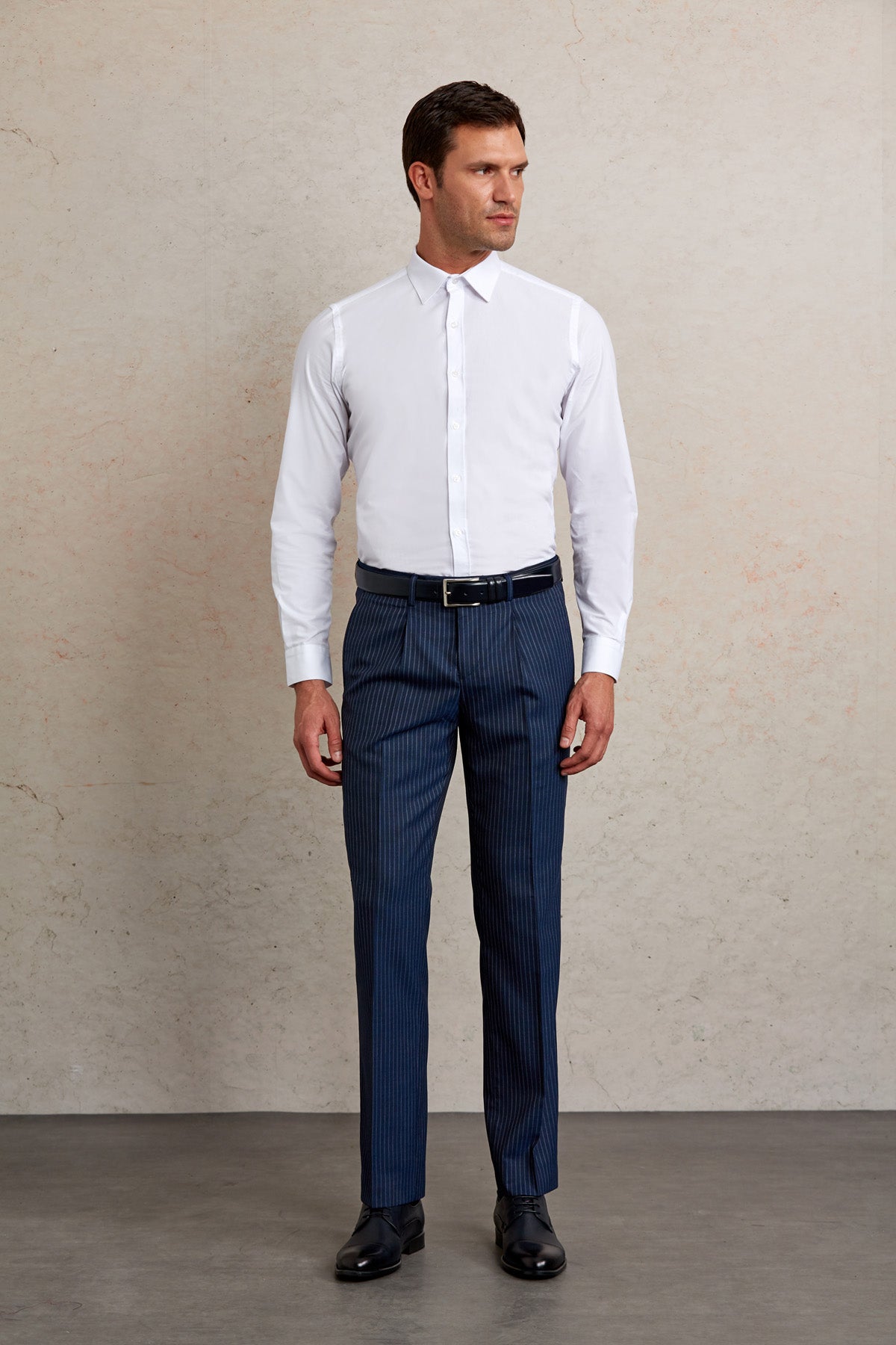 Comfort Fit Long Sleeve Plain Cotton Blend Dress Shirt