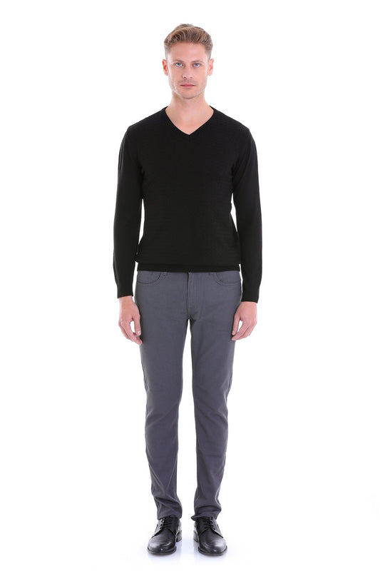 Regular Fit Black V-Neck Sweater - SAYKI