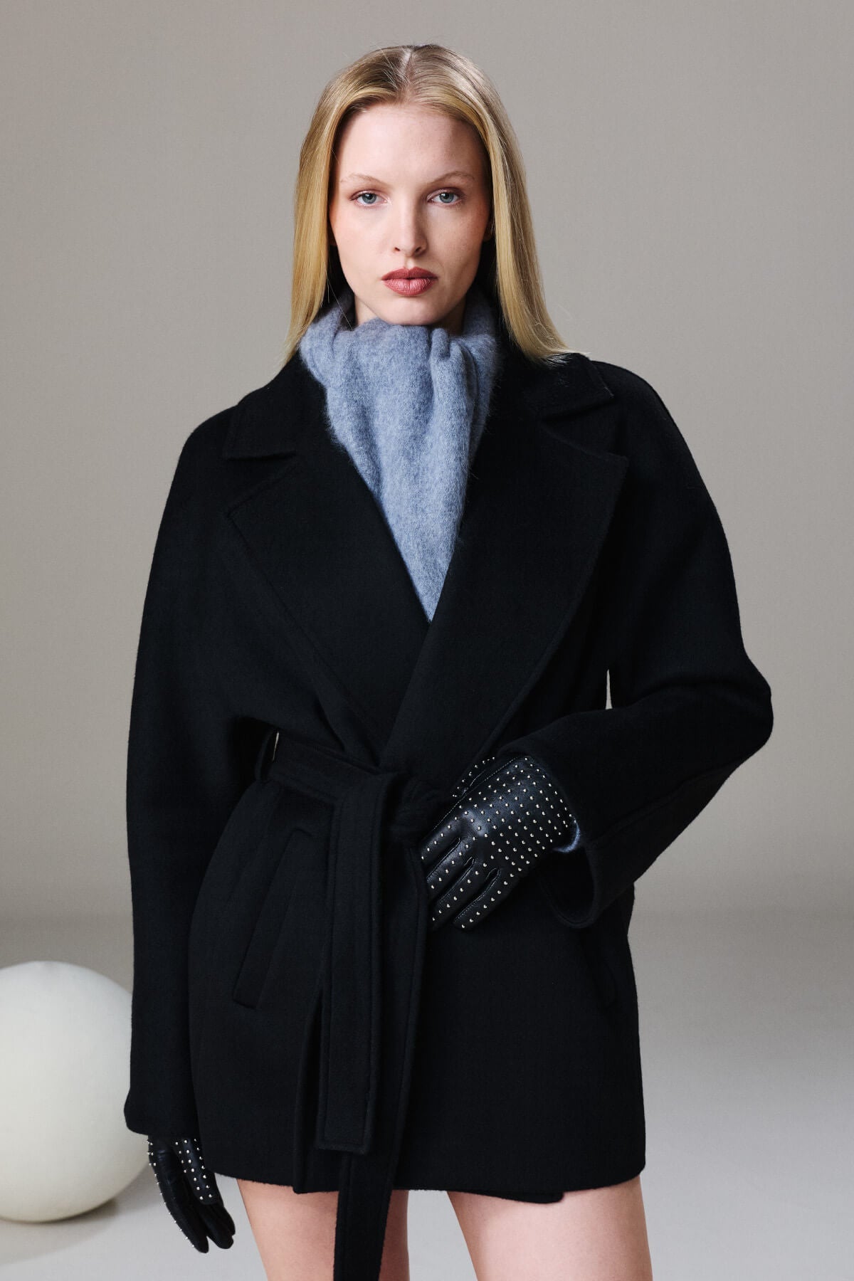 Black wool coat with belted waist and wide lapels in sayki woman dynamic fit cachet oversized short coat