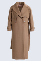 Sayki woman dynamic camel coat in camel wool blend with notched collar flap pockets and adjustable cuffs dynamic fit